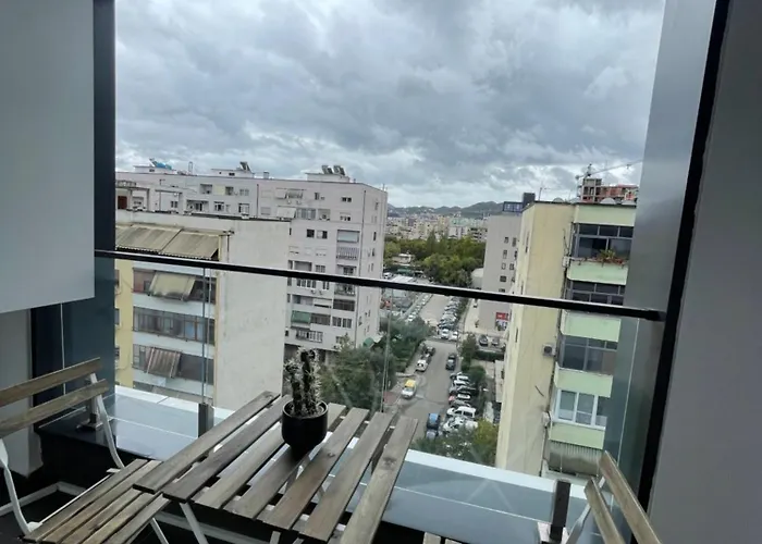 شقة Emy تيرانا